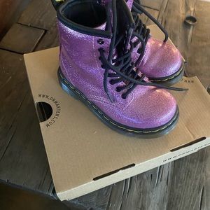 Dr. Martens size US Toddler 7
